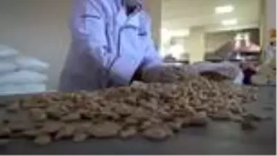 Edirneli şekerlemeci ’mor miks’ten ’mor kurabiye’ üretti