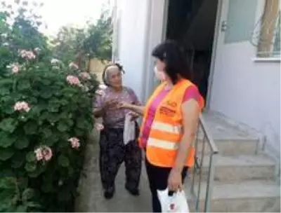 Germencik'te 6 bin 602 vatandaşa maske ve kolonya dağıtıldı