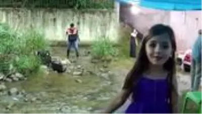 İkranur'un derede boğularak öldüğü belirlendi! Ancak incelenen elbiseleri cinayete kurban gittiğini işaret ediyor İkranur'un derede boğularak öldüğü belirlendi! Ancak incelenen elbiseleri cinayete kurban gittiğini işaret ediyor
