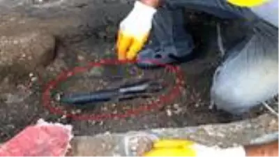 Kaçak elektrik hattı çekerken yakalanan adam, masum rolü yaparak kendisini savunmaya çalıştı Kaçak elektrik hattı çekerken yakalanan adam, masum rolü yaparak kendisini savunmaya çalıştı