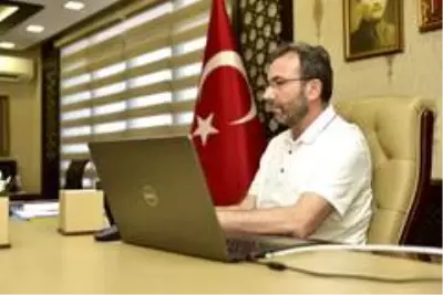 Korona virüsten dolayı zor günler geçiren Novi Pazar'ın Belediye Başkanı Bişevac: Korona virüsten dolayı zor günler geçiren Novi Pazar'ın Belediye Başkanı Bişevac: