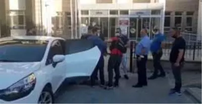 Kuşadası'nda uyuşturucu çetesine operasyon: 2 şüpheli tutuklandı Kuşadası'nda uyuşturucu çetesine operasyon: 2 şüpheli tutuklandı