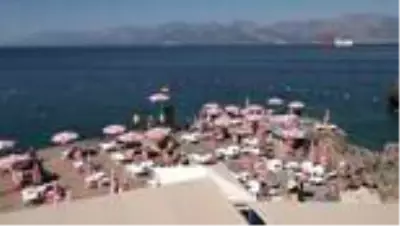 Muratpaşa'da 5 halk plajına 'Mavi Bayrak' verildi Muratpaşa'da 5 halk plajına 'Mavi Bayrak' verildi