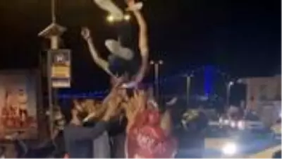 Sağlık Bakanı Koca'nın açıklamasına rağmen İstanbul'da dehşete düşüren görüntüler Sağlık Bakanı Koca'nın açıklamasına rağmen İstanbul'da dehşete düşüren görüntüler
