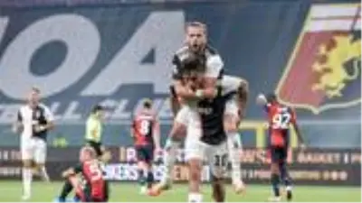 Serie A'da Juventus ve Lazio'nun şampiyonluk mücadelesi sürüyor Serie A'da Juventus ve Lazio'nun şampiyonluk mücadelesi sürüyor