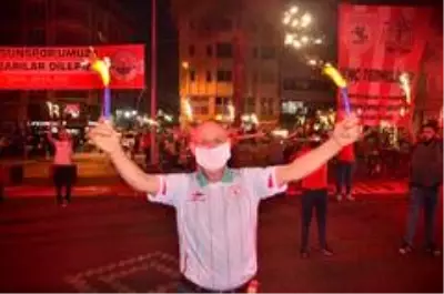 Terme'de Samsunspor'un 55. yıl coşkusu Terme'de Samsunspor'un 55. yıl coşkusu