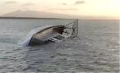 Van Gölü'nde batan göçmen teknesinde kaç kişi öldü? Van Gölü'nde batan göçmen teknesinde kaç kişi vardı? Van Gölü'nde batan göçmen teknesinde kaç kişi öldü? Van Gölü'nde batan göçmen teknesinde kaç kişi vardı?