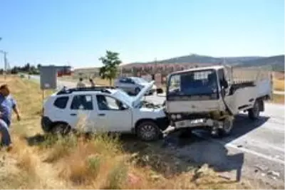 Antalya'da trafik kazası: 4 yaralı