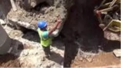 ASKİ alt yapı çalışmalarını sürdürüyor ASKİ alt yapı çalışmalarını sürdürüyor