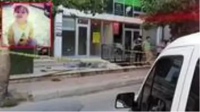 Balkonun korkuluğunun yerinden çıkması sonucu 4. kattan düşen 3 yaşındaki Esila hayatını kaybetti