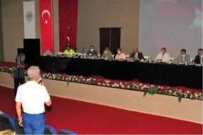 Son Dakika | Emniyet Müdürü Şahne, mahalle muhtarlarıyla bir araya geldi