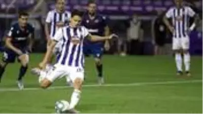 Enes Ünal, 90+7'de kaçırdığı penaltıyla Valladolid'i galibiyetten etti Enes Ünal, 90+7'de kaçırdığı penaltıyla Valladolid'i galibiyetten etti