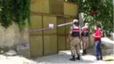 GAZİANTEP Karantinaya biber tarlasında girmek istedi GAZİANTEP Karantinaya biber tarlasında girmek istedi