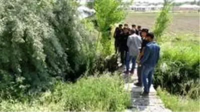 Kayıp Melek'i arama çalışmaları devam ediyor Kayıp Melek'i arama çalışmaları devam ediyor