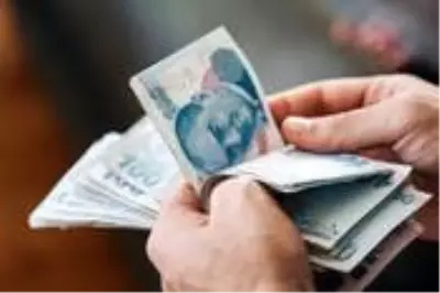 Memur ve emeklinin maaşına yapılacak zam oranı yarın belli olacak Memur ve emeklinin maaşına yapılacak zam oranı yarın belli olacak