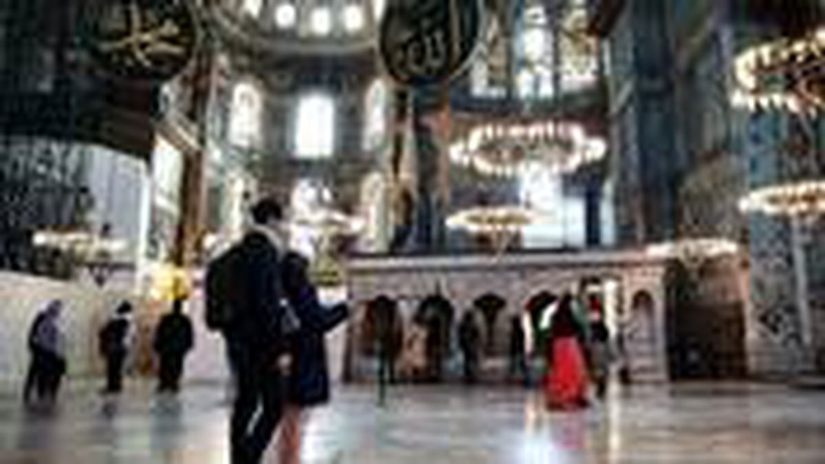 Son dakika: Ayasofya Müzesi'nin ibadete açılıp açılmayacağına dair karar 15 gün içinde açıklanacak