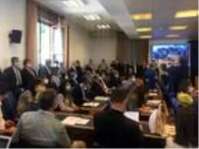 Son dakika haber! TBMM Adalet Komisyonuna 'sosyal mesafe ihlali' arası