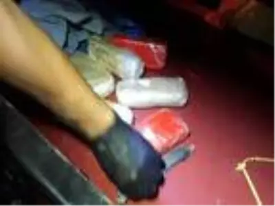 TIR'daki 3 kilo 178 gram eroin ele geçirildi TIR'daki 3 kilo 178 gram eroin ele geçirildi