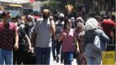 Vaka sayısının yükselişe geçtiği Gaziantep’te koronavirüs tedbirleri hiçe sayıldı