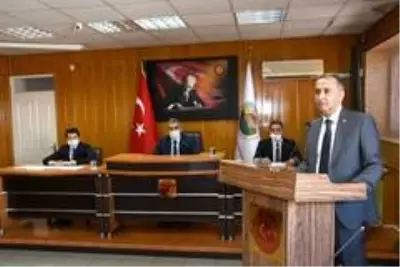 Vali Mahmut Çuhadar, meclis üyeleriyle bir araya geldi