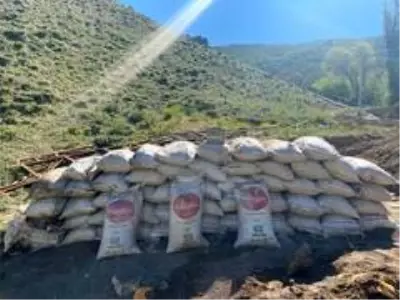 Van'da toprağa gömülü 3 ton suni gübre ele geçirildi