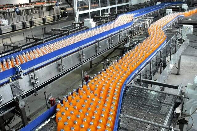 Afyonkarahisar'da kurulan fabrikayla 30 ülkeye maden suyu ihracatı yapılıyor Afyonkarahisar'da kurulan fabrikayla 30 ülkeye maden suyu ihracatı yapılıyor