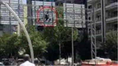 Babasının İzmir’e gittiğini öğrenen genç, intihara kalkıştı