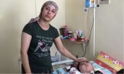 Bademcik ameliyatından sonra bitkisel hayata giren minik kızın yaşam mücadelesi Bademcik ameliyatından sonra bitkisel hayata giren minik kızın yaşam mücadelesi