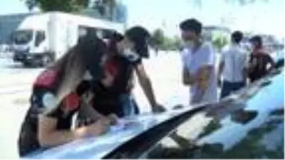 Son dakika... Bakan Koca'nın vakaların arttığını söylediği Bursa'da maske kuralına uyulmuyor Son dakika... Bakan Koca'nın vakaların arttığını söylediği Bursa'da maske kuralına uyulmuyor