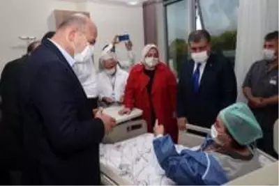 Bakanlar, fabrikadaki patlamada yaralanan çalışanları dinledi