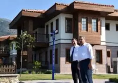 Başkan Çerçi Balıkesir Büyükşehir Belediye Başkanı Yılmaz'ı ağırladı Başkan Çerçi Balıkesir Büyükşehir Belediye Başkanı Yılmaz'ı ağırladı