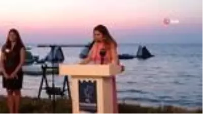 Bölge seyahat acenteleri iç turizmi hareketlendirmek için düzenlenen Kuşadası'ndaki gala yemeğinde... Bölge seyahat acenteleri iç turizmi hareketlendirmek için düzenlenen Kuşadası'ndaki gala yemeğinde...