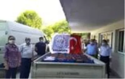 Bursa'da sağlık çalışanları için kiraz topladılar
