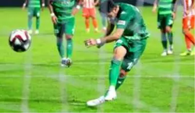 Bursaspor'da gözler Özer Hurmacı'da Bursaspor'da gözler Özer Hurmacı'da