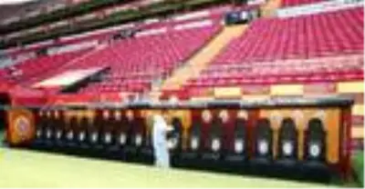 Dev maç öncesi Türk Telekom Stadı'nda dezenfeksiyon çalışması Dev maç öncesi Türk Telekom Stadı'nda dezenfeksiyon çalışması