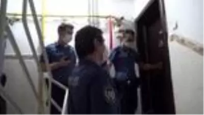 Eşinin evde şiddet uyguladığı kadını polis ekipleri kurtardı
