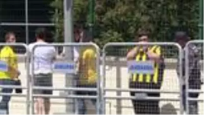 Fenerbahçe Kulübü Başkanı Ali Koç adliyeden ayrıldı Fenerbahçe Kulübü Başkanı Ali Koç adliyeden ayrıldı