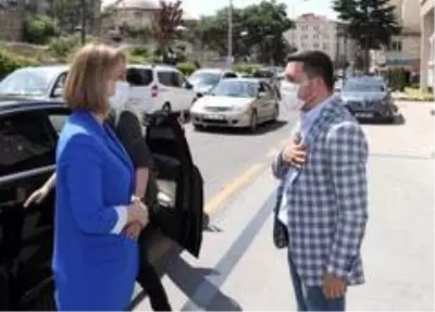 Nevşehir Valisi Becel, Belediye Başkanı Arı'yı ziyaret etti