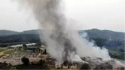 Sakarya'da patlamanın meydana geldiği havai fişek fabrikası harabeye döndü Sakarya'da patlamanın meydana geldiği havai fişek fabrikası harabeye döndü