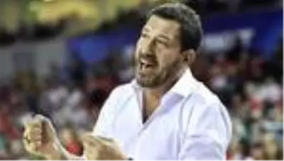 Ufuk Sarıca'dan Fenerbahçe açıklaması: 'Doğal ama Karşıyaka...' Ufuk Sarıca'dan Fenerbahçe açıklaması: 'Doğal ama Karşıyaka...'