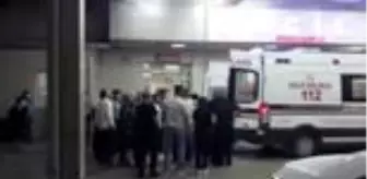 Çukurova Üniversitesi: Adana'da kına gecesinde havaya açılan ateş sonucu iki kişi vuruldu Çukurova Üniversitesi: Adana'da kına gecesinde havaya açılan ateş sonucu iki kişi vuruldu