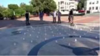 ANTALYA 59 yaşındaki Ukraynalı Mitya'dan kaykay şov ANTALYA 59 yaşındaki Ukraynalı Mitya'dan kaykay şov