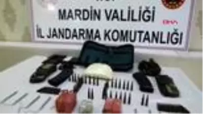 Bakan Soylu Mardin'de kimyasal patlayıcı ele geçirildi Bakan Soylu Mardin'de kimyasal patlayıcı ele geçirildi
