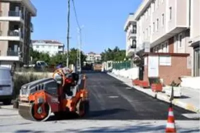Beylikdüzü'nde yol ve asfalt çalışmalarına başlandı