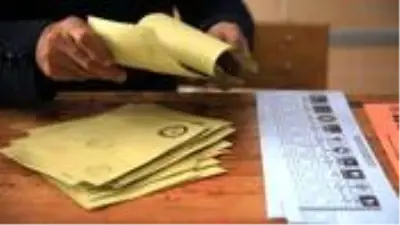 'Bu pazar milletvekili seçimi olsa kime oy verirsiniz?' anketi! AK Parti ile CHP'nin arasındaki fark 6 puan 'Bu pazar milletvekili seçimi olsa kime oy verirsiniz?' anketi! AK Parti ile CHP'nin arasındaki fark 6 puan