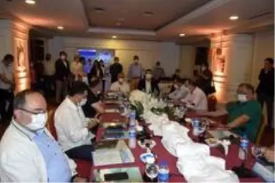 Burdur Belediye Başkanı Ercengiz, CHP'li Belediye başkanlarını ağırladı Burdur Belediye Başkanı Ercengiz, CHP'li Belediye başkanlarını ağırladı