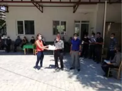 Burhaniye'de çobanlar diplomalı oldu Burhaniye'de çobanlar diplomalı oldu