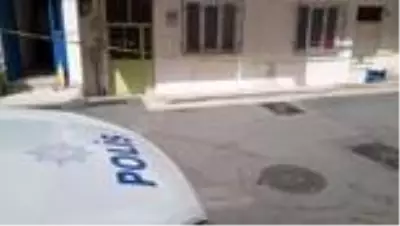 Bursa’da anne ve 2 çocuğunun cansız bedeni bulunan evde acı bekleyiş sürüyor