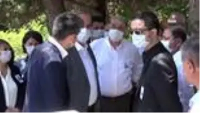 Eski bakan Mehmet Moğultay, mezarı başında anıldı