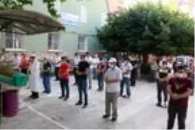 Eve getirdiği hayvanlar yüzünden tartıştığı annesinin ölümüne neden oldu (2) Eve getirdiği hayvanlar yüzünden tartıştığı annesinin ölümüne neden oldu (2)